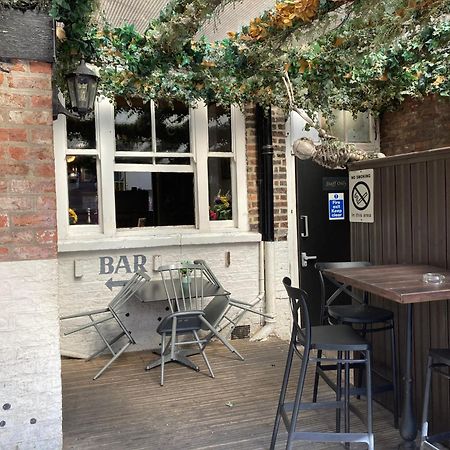 Golden Fleece York Hotel Exterior foto